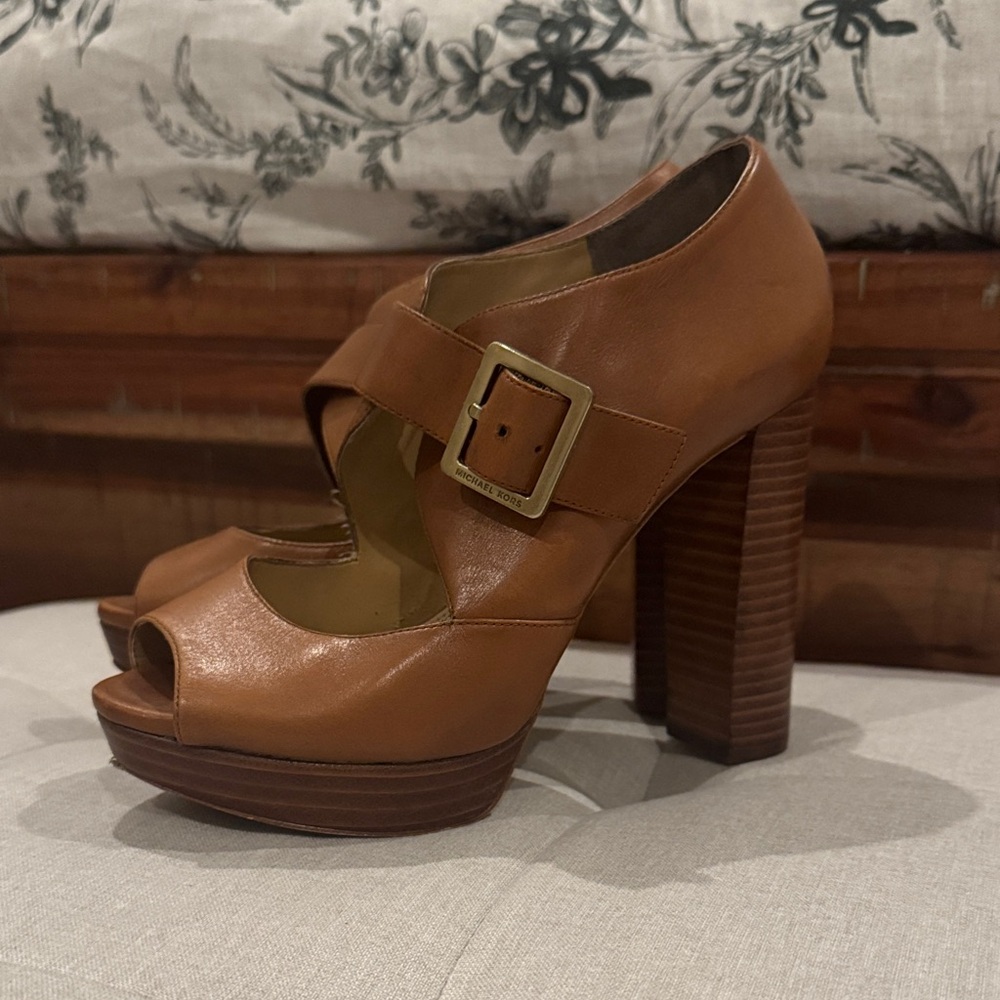Michael Kors Brown Peep-Toe Heels